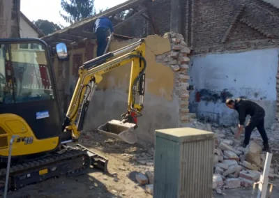 Épület, melléképület bontás